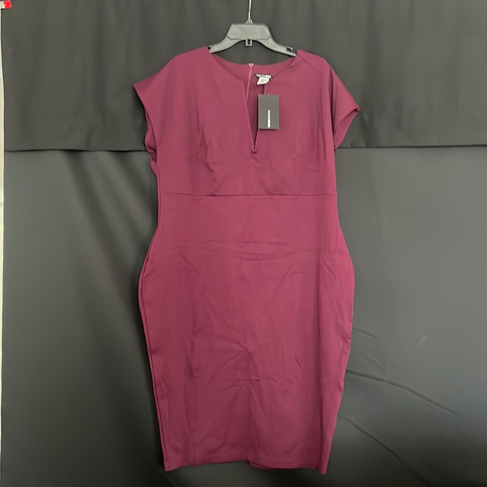 Fashion nova dress ceo moves dress